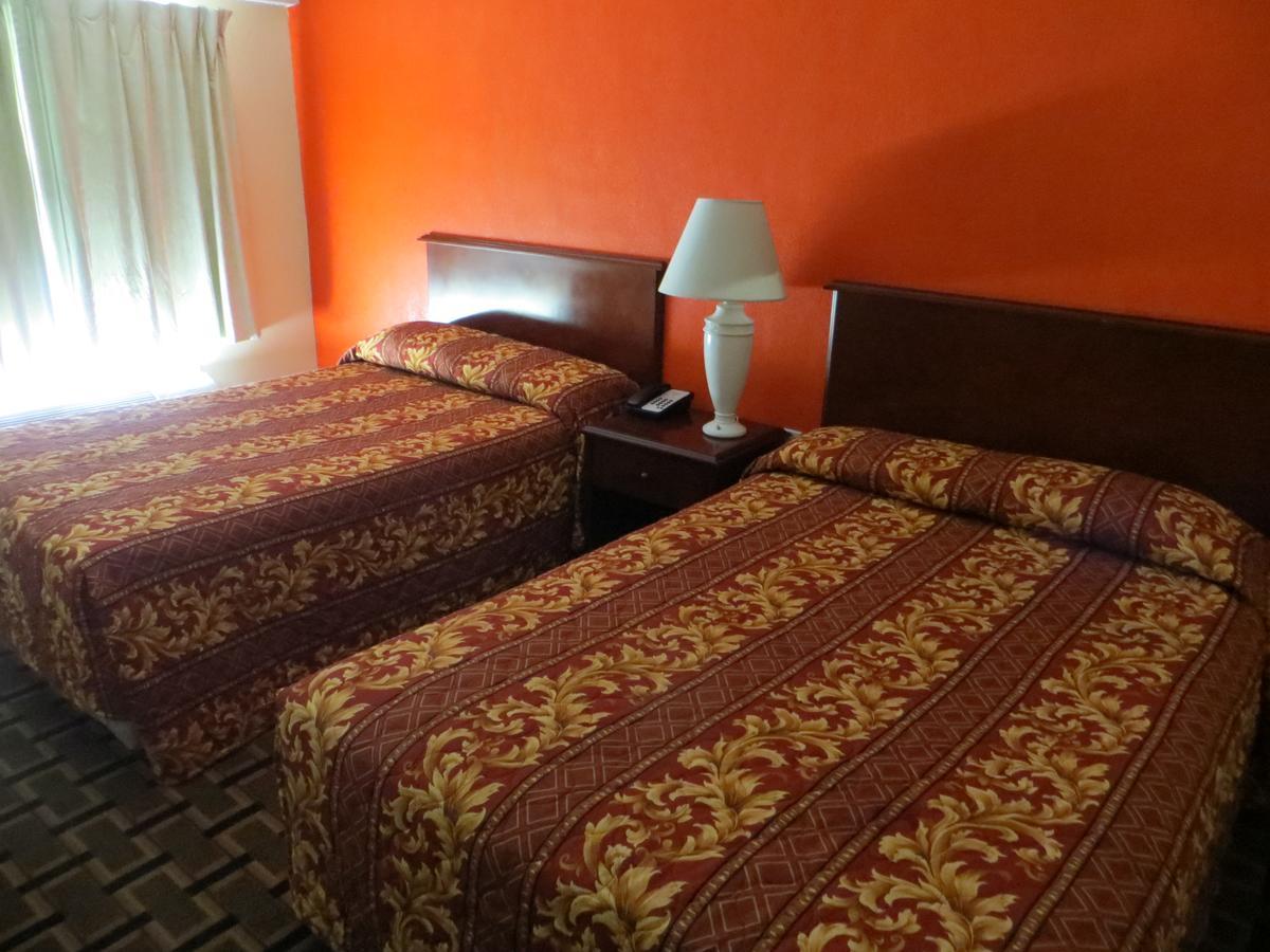 Budget Inn Cocoa Kültér fotó